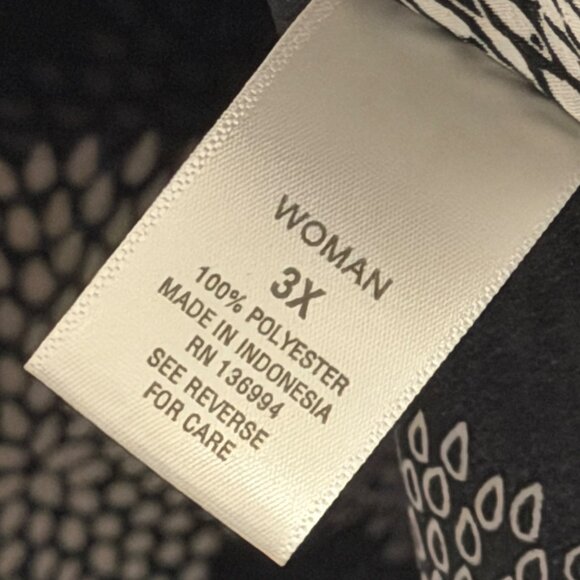 Dressbarn Womens Floral Burst Chiffon Blouse Black White Plus Size 3X - Picture 3 of 12